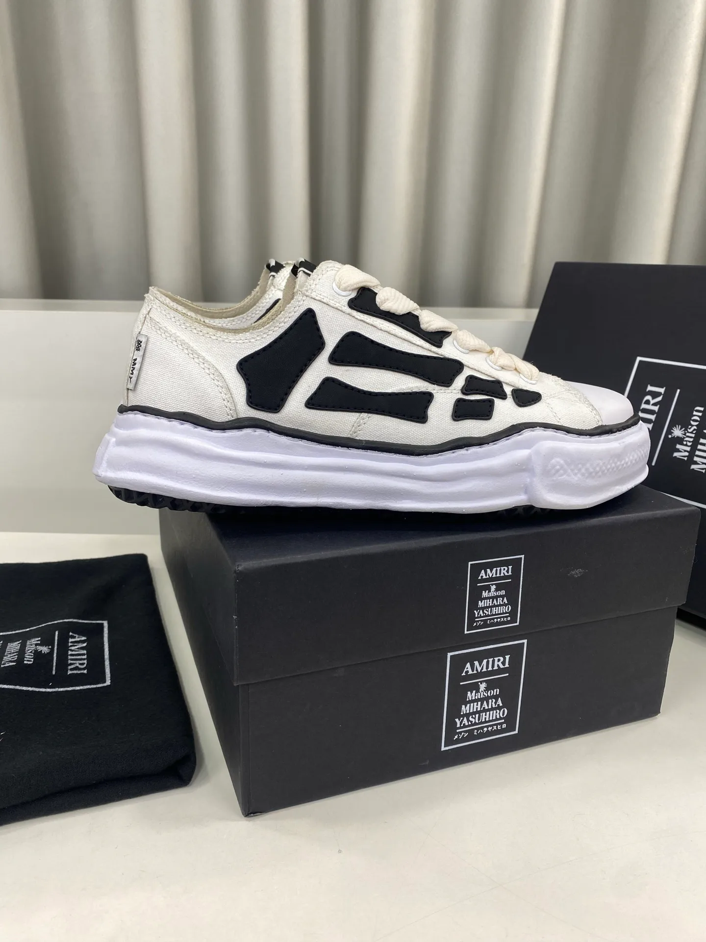 Women's Sneakers AMIRI 17835023