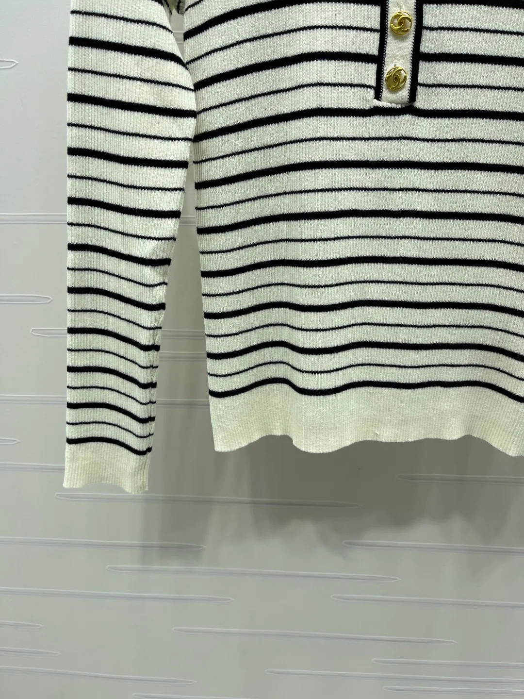 Women's Jumpers And Sweaters CHANEL 17681881