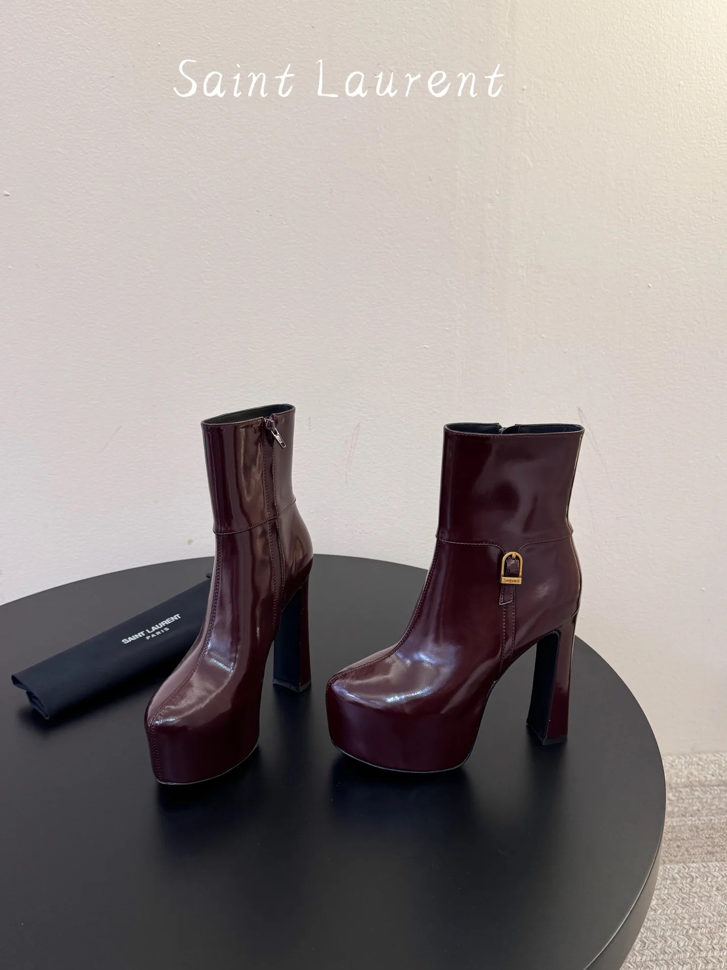 Women's Booties SAINT LAURENT 18241675