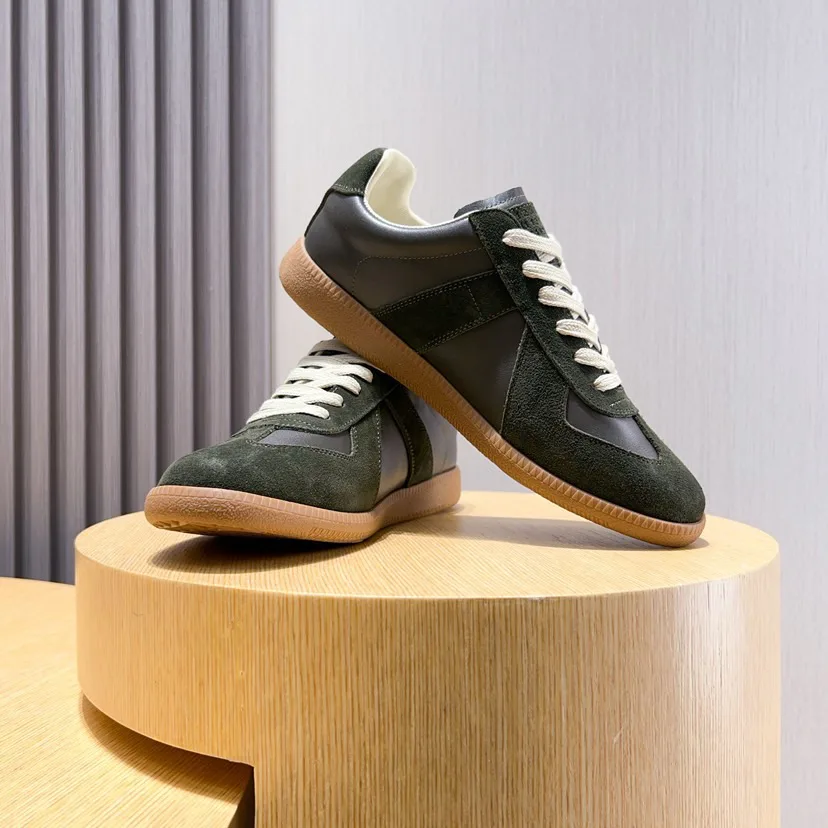 Women's Sneakers MAISON MARGIELA 17286715