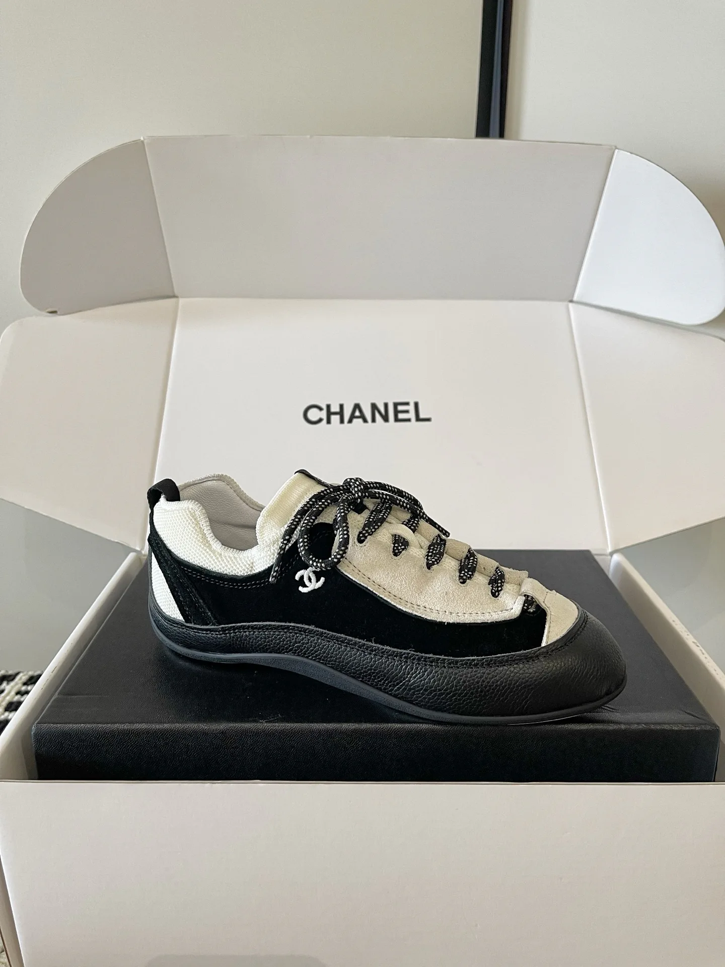 Women's Sneakers CHANEL 17866984