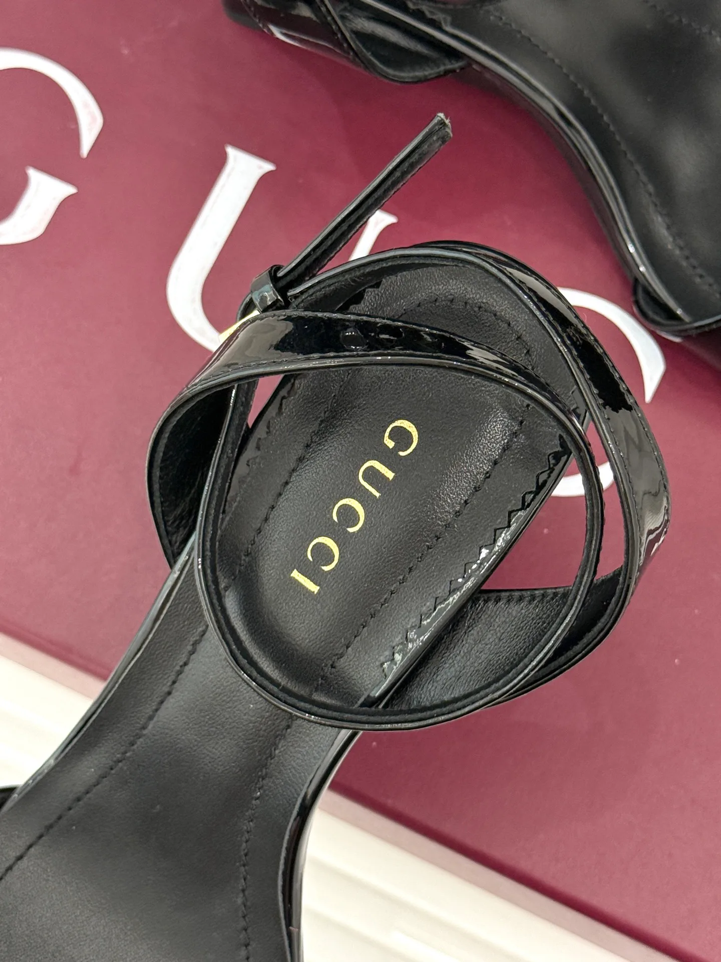 Women's Open-Toe Sandals GUCCI 17856184