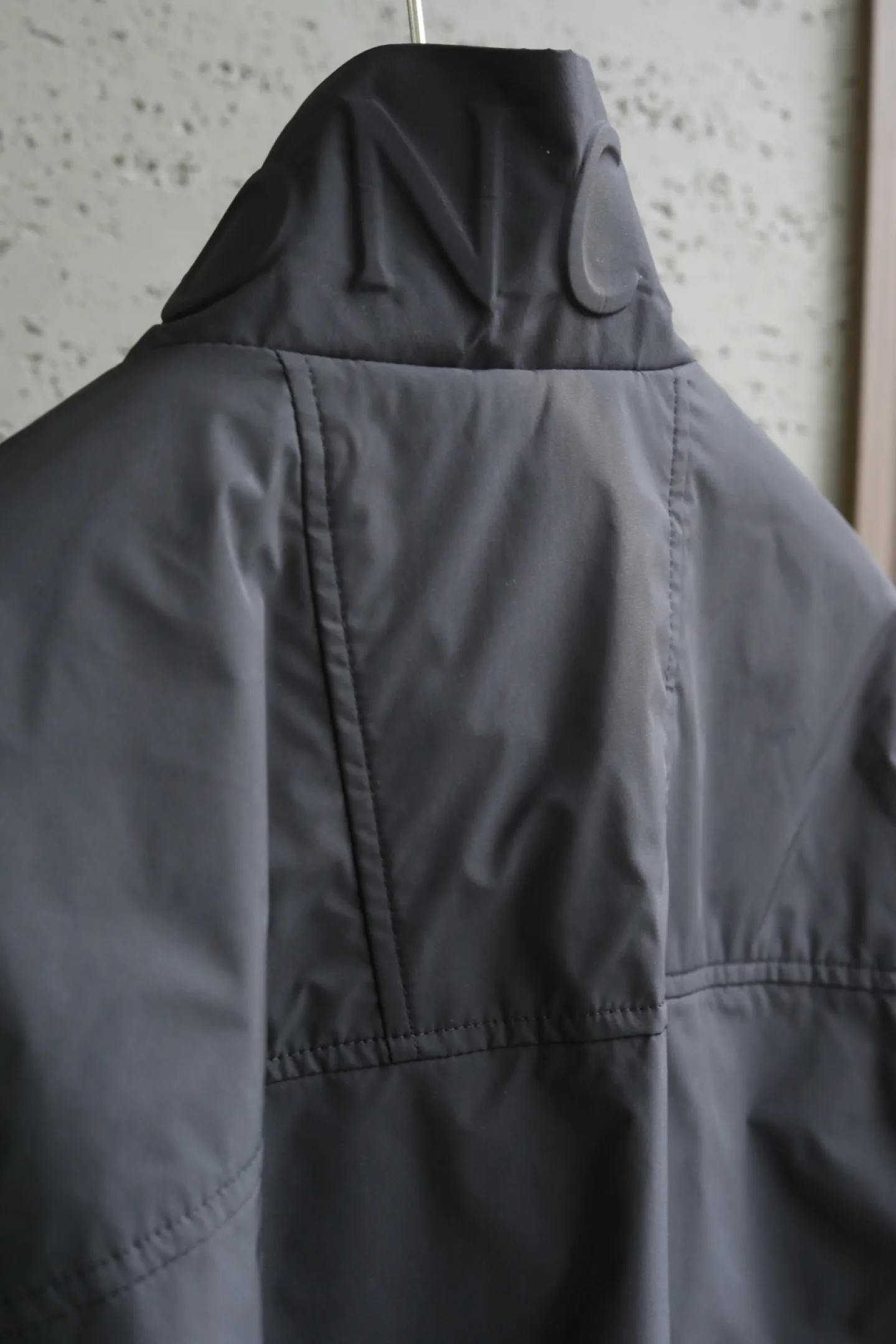 Men's Jackets And Down Jackets MONCLER 18109223