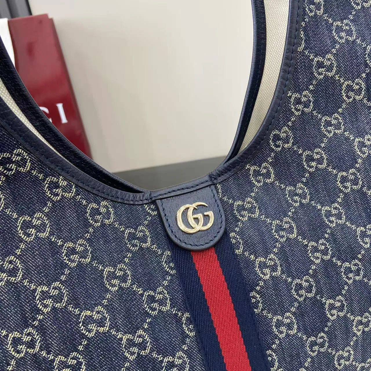 Women's Classic Handbags GUCCI 18404534
