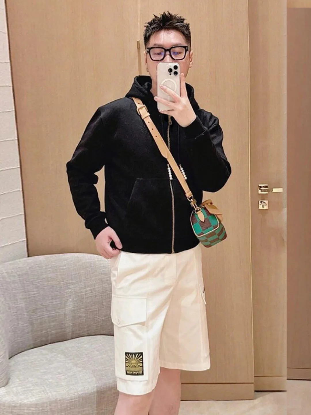 Men's Sweatshirts And Hoodies LOUIS VUITTON 17740836