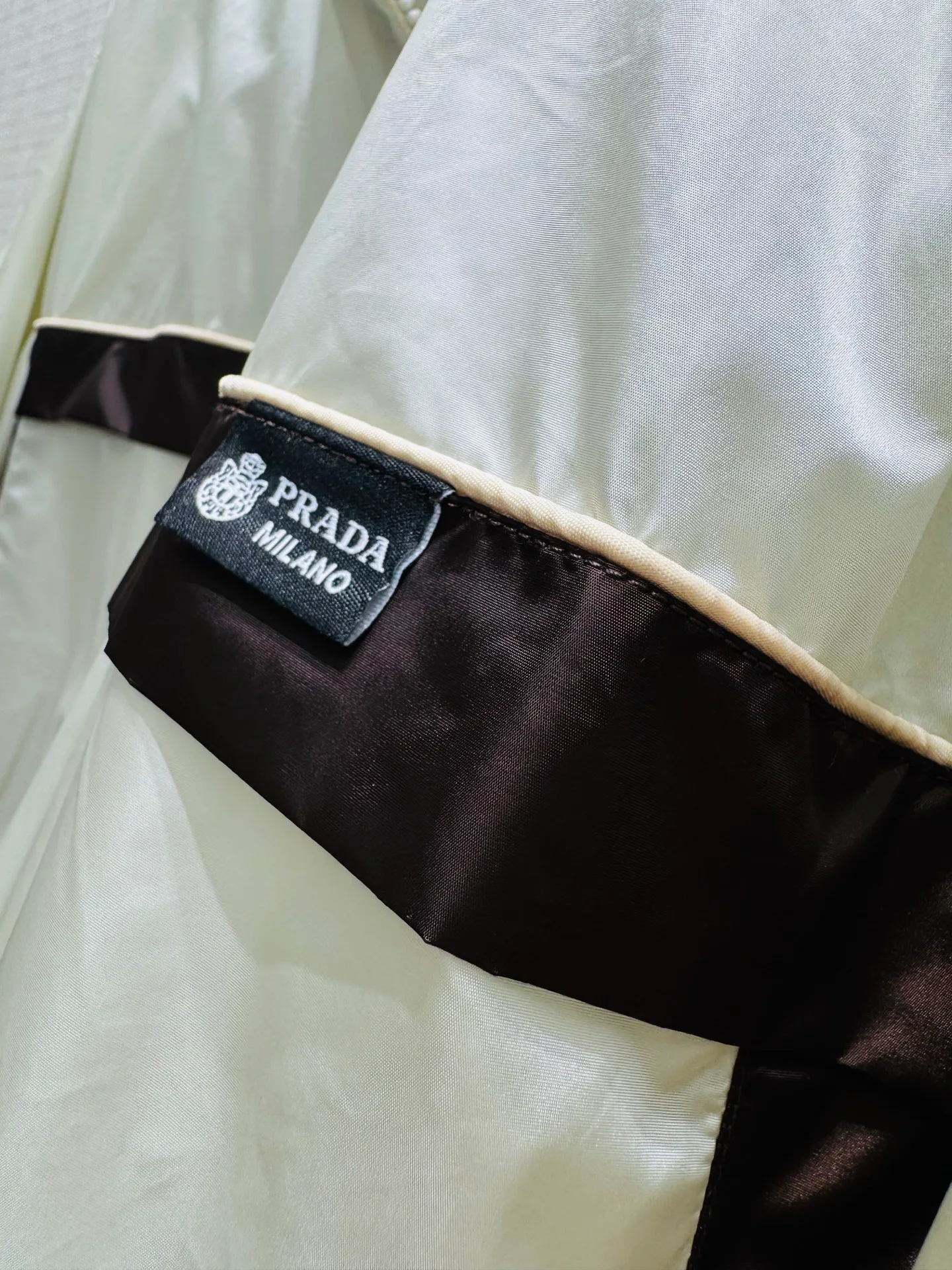 Women's Jackets And Down Jackets PRADA 18204517