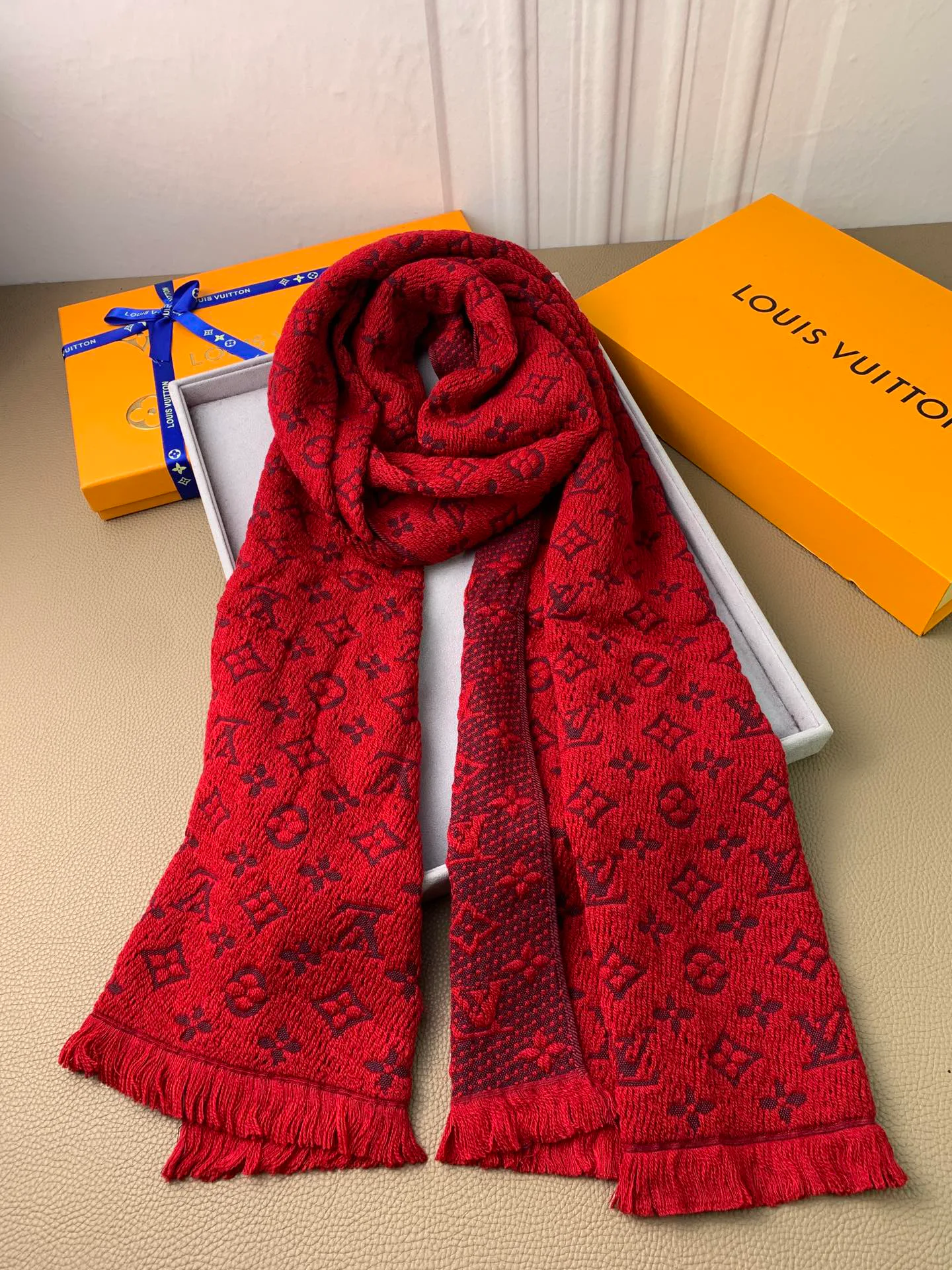 Scarves LOUIS VUITTON 18525768