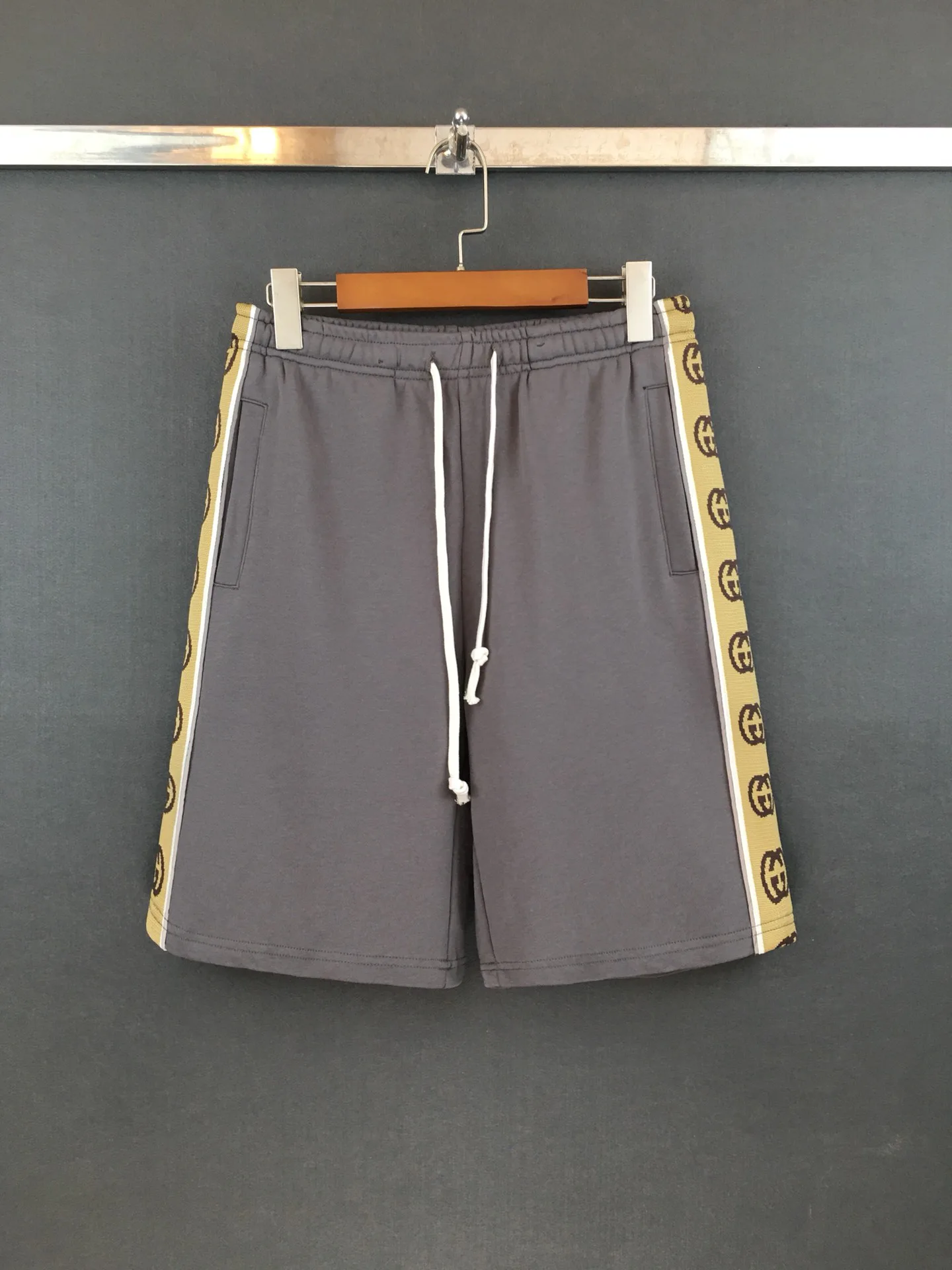 Women's Shorts GUCCI 17961265