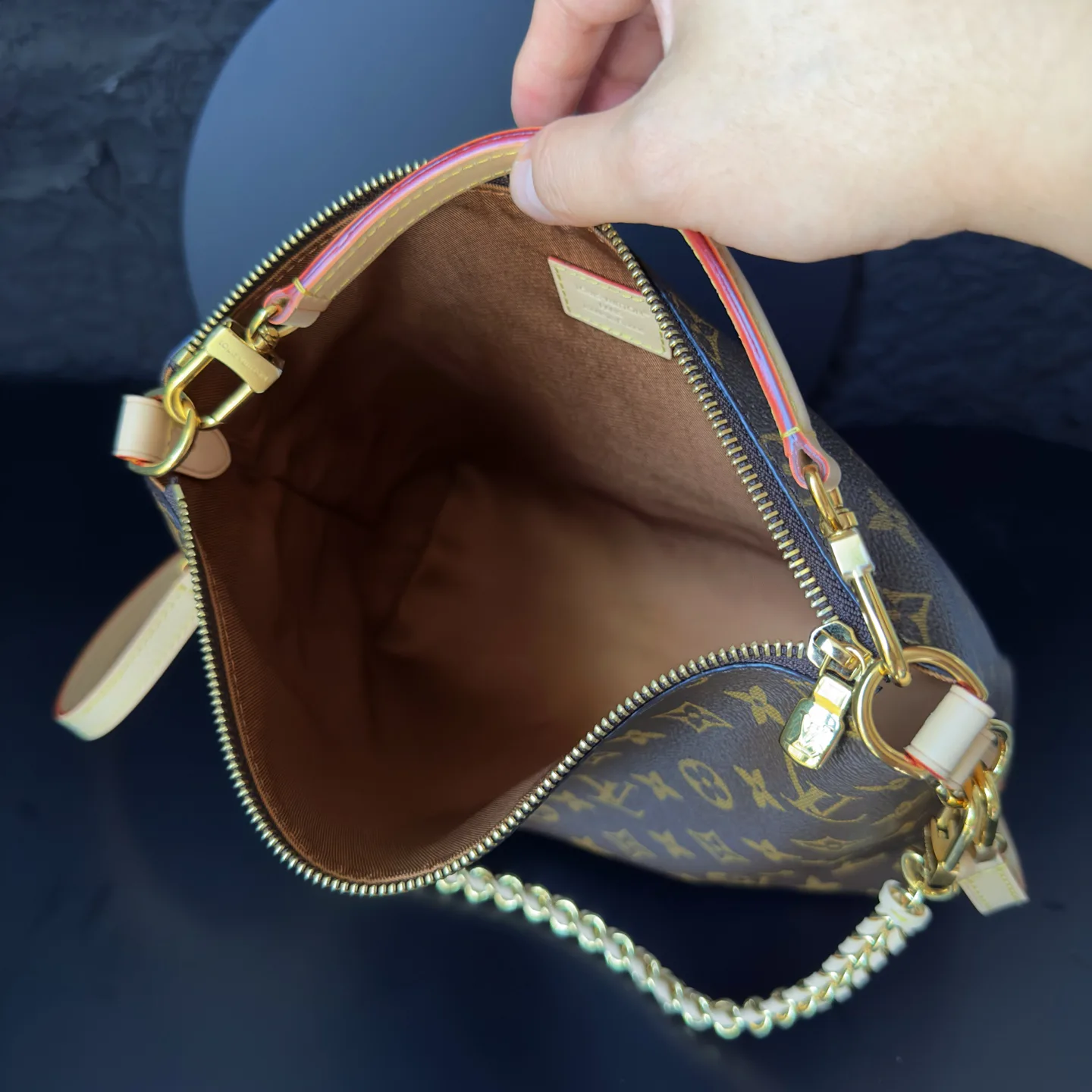 Women's Classic Handbags LOUIS VUITTON 18275504