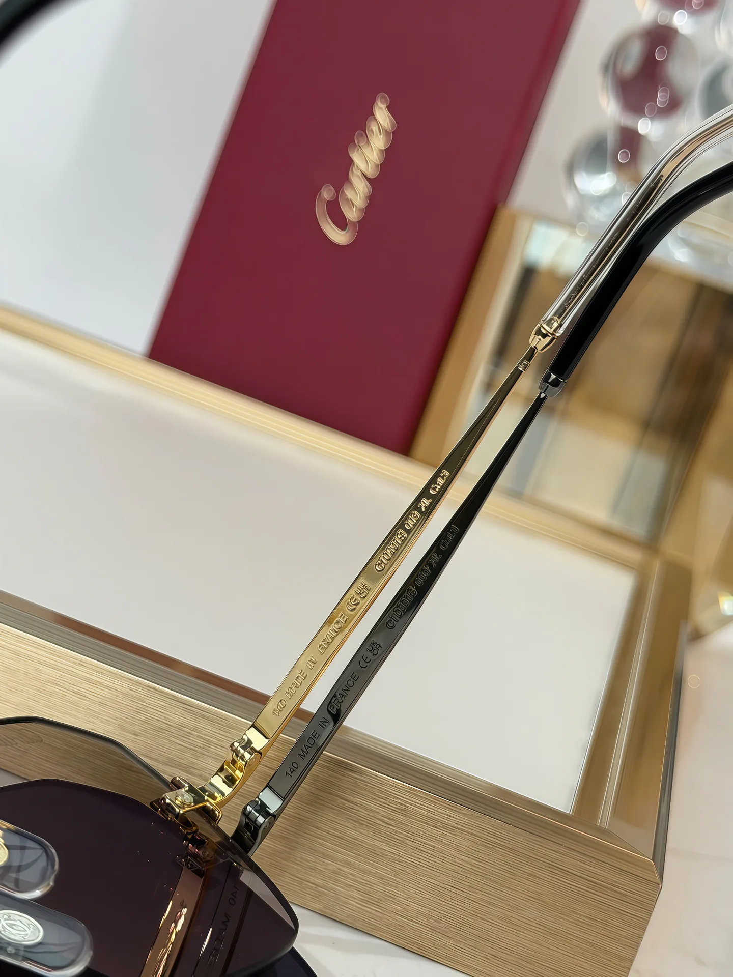 Glasses CARTIER 18060090