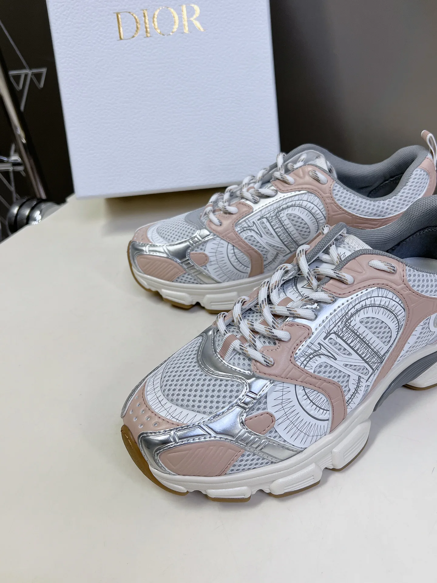 Women's Sneakers CHRISTIAN DIOR 17978175