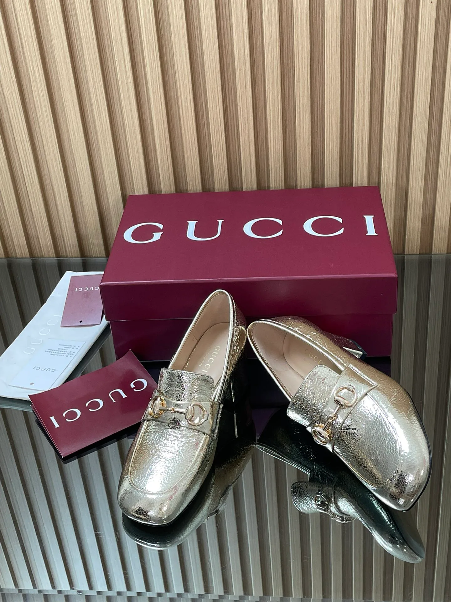 Women's Loafers And Moccasins GUCCI 18152970