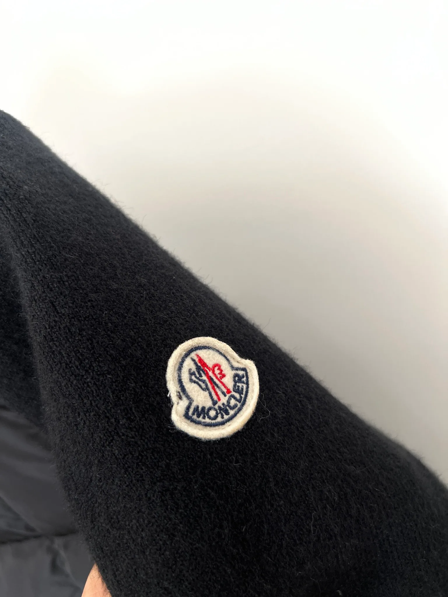 Women's Jackets And Down Jackets MONCLER 18416120