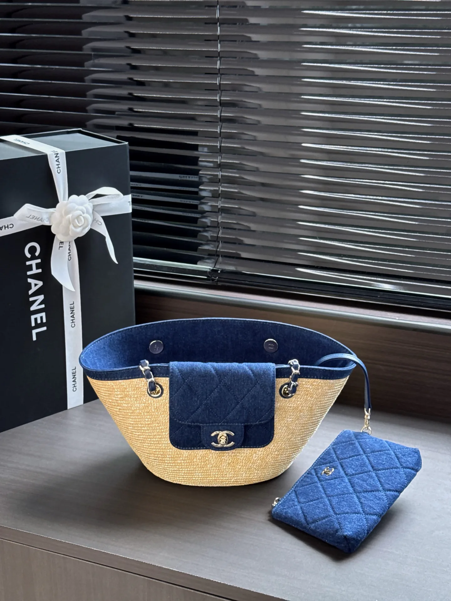 Women's Classic Handbags CHANEL 17424338