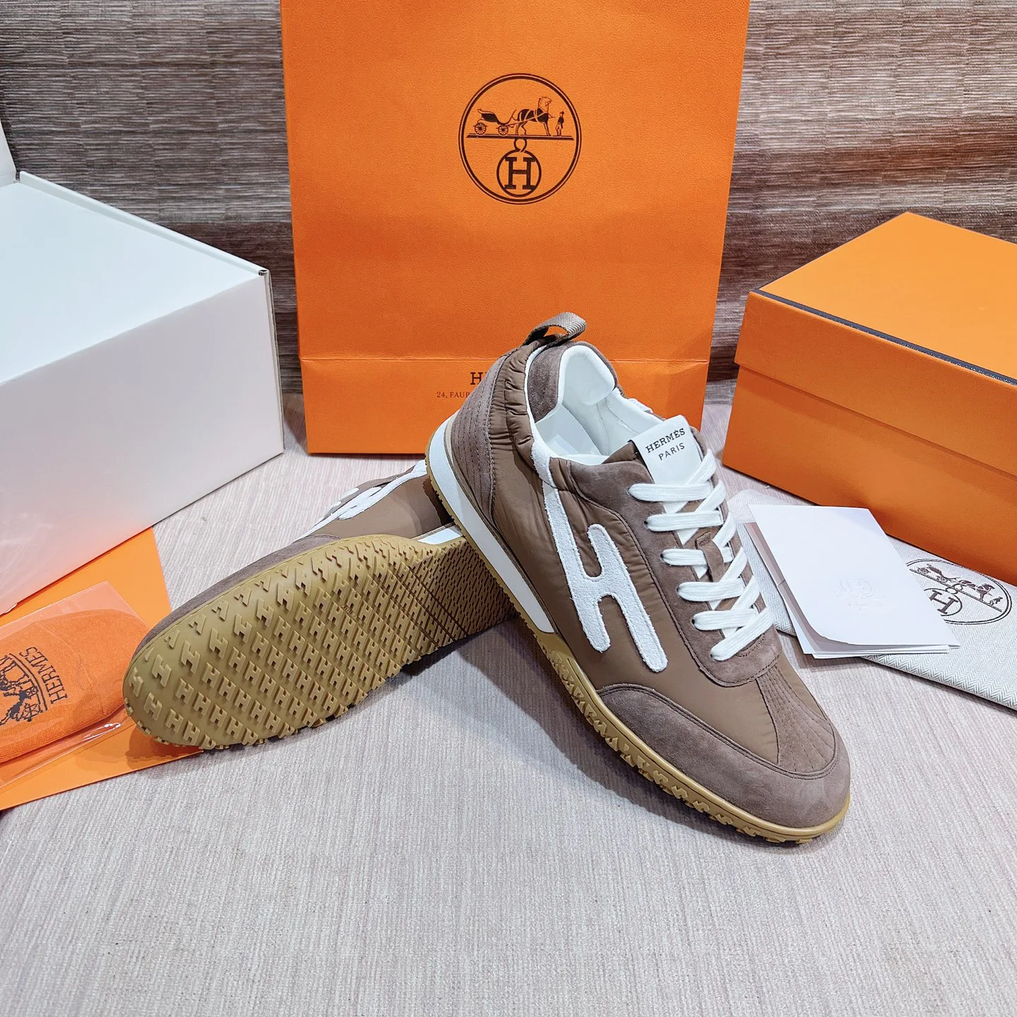 Women's Sneakers HERMES 17749542