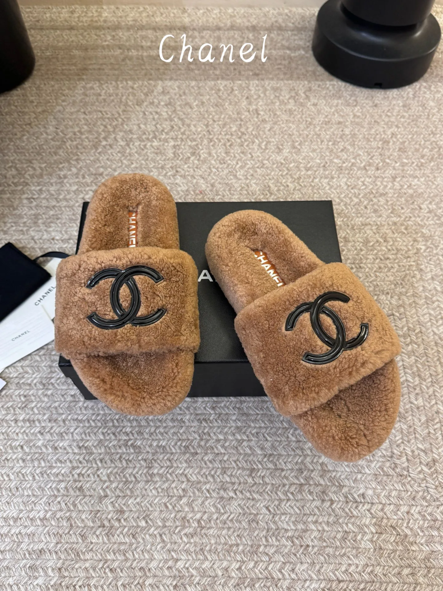 Women's Slippers CHANEL 17935001