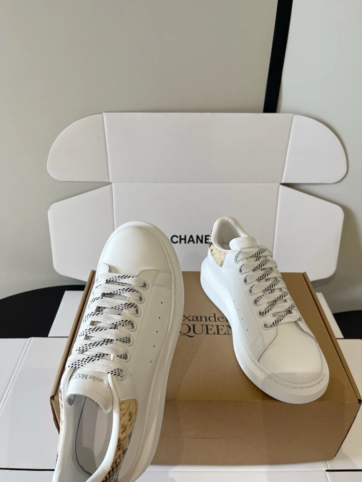 Women's Sneakers ALEXANDER MCQUEEN 17898872