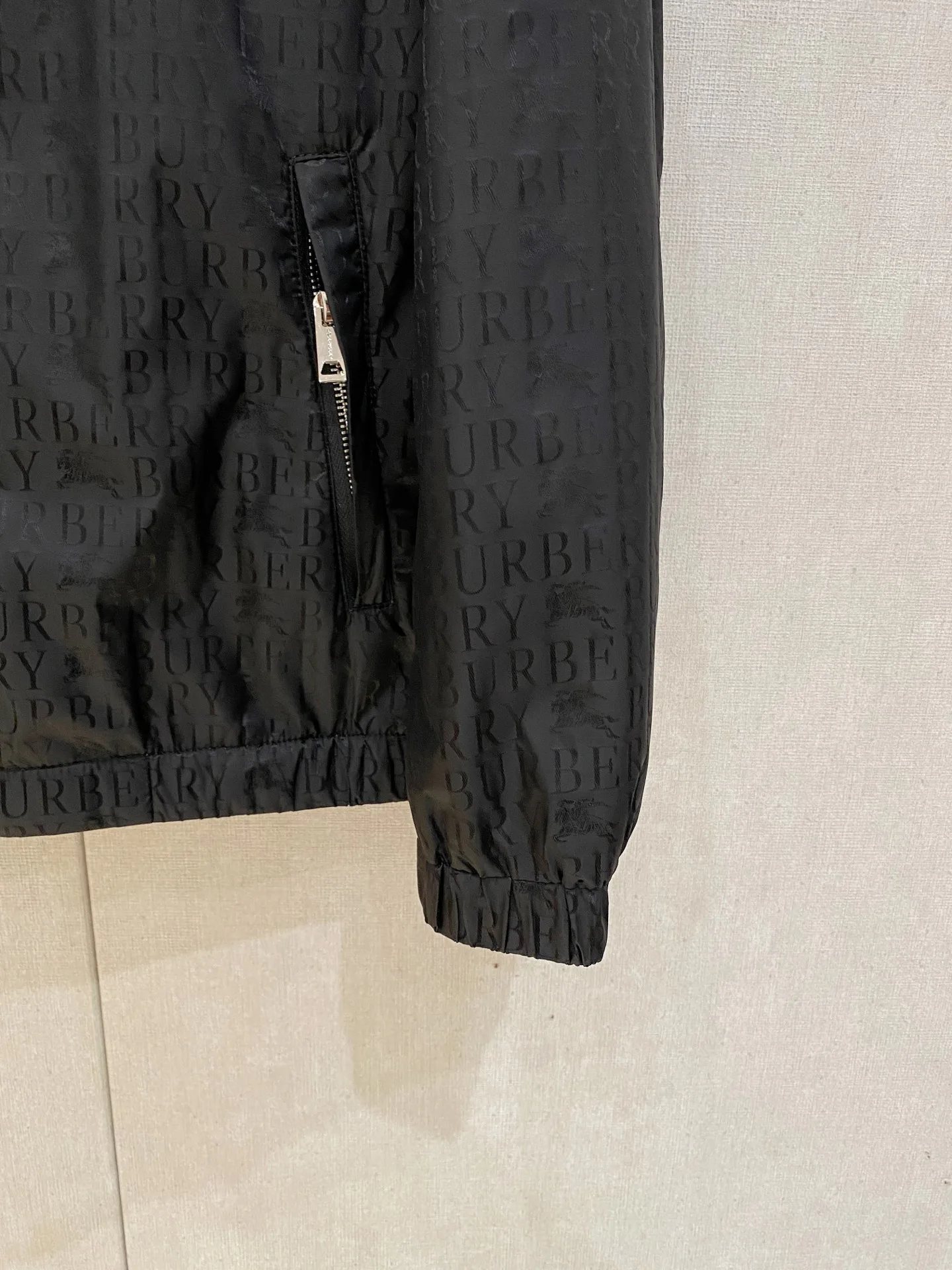 Men's Jackets And Down Jackets BURBERRY 18272988