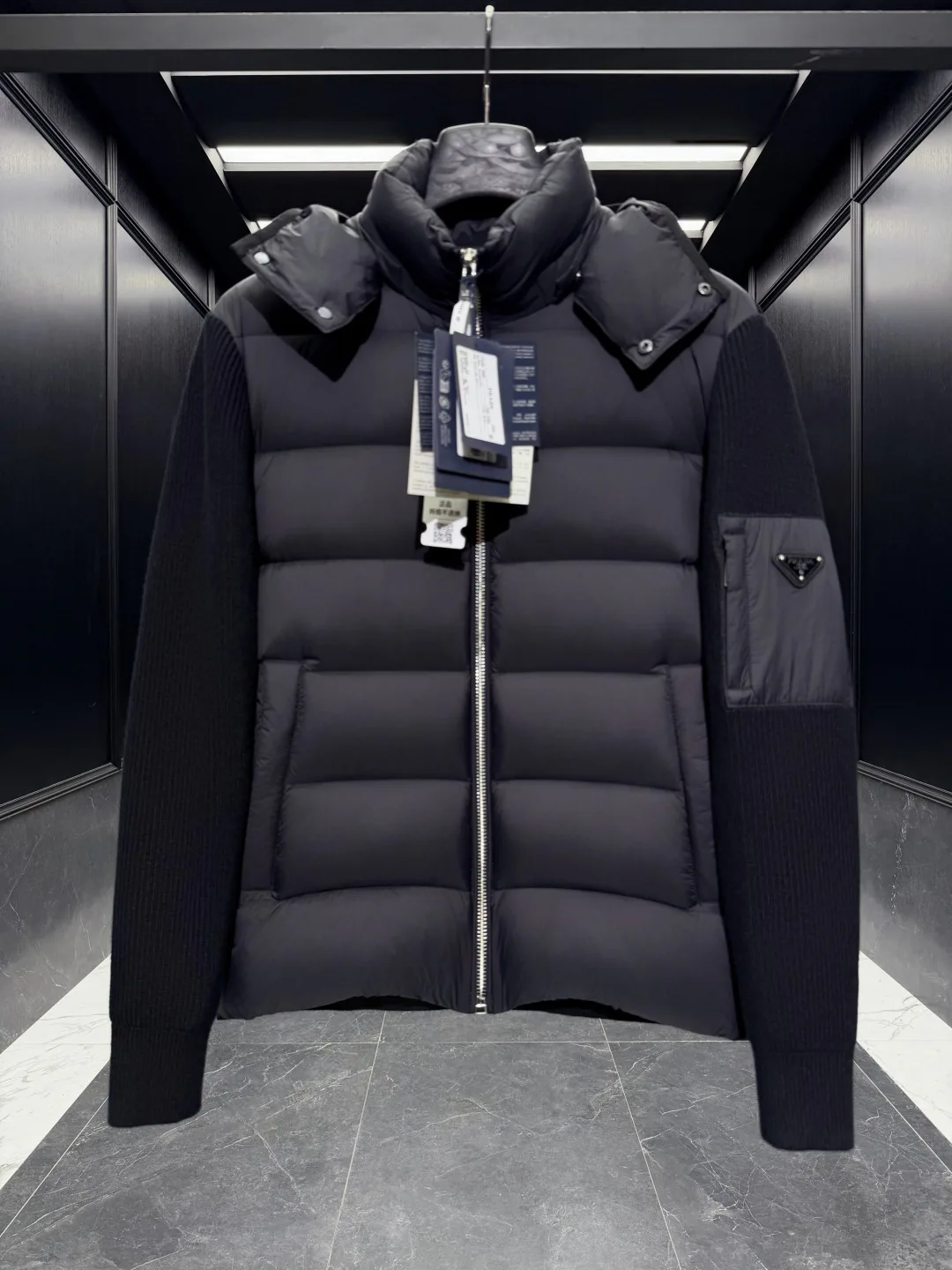 Women's Jackets And Down Jackets PRADA 18416871