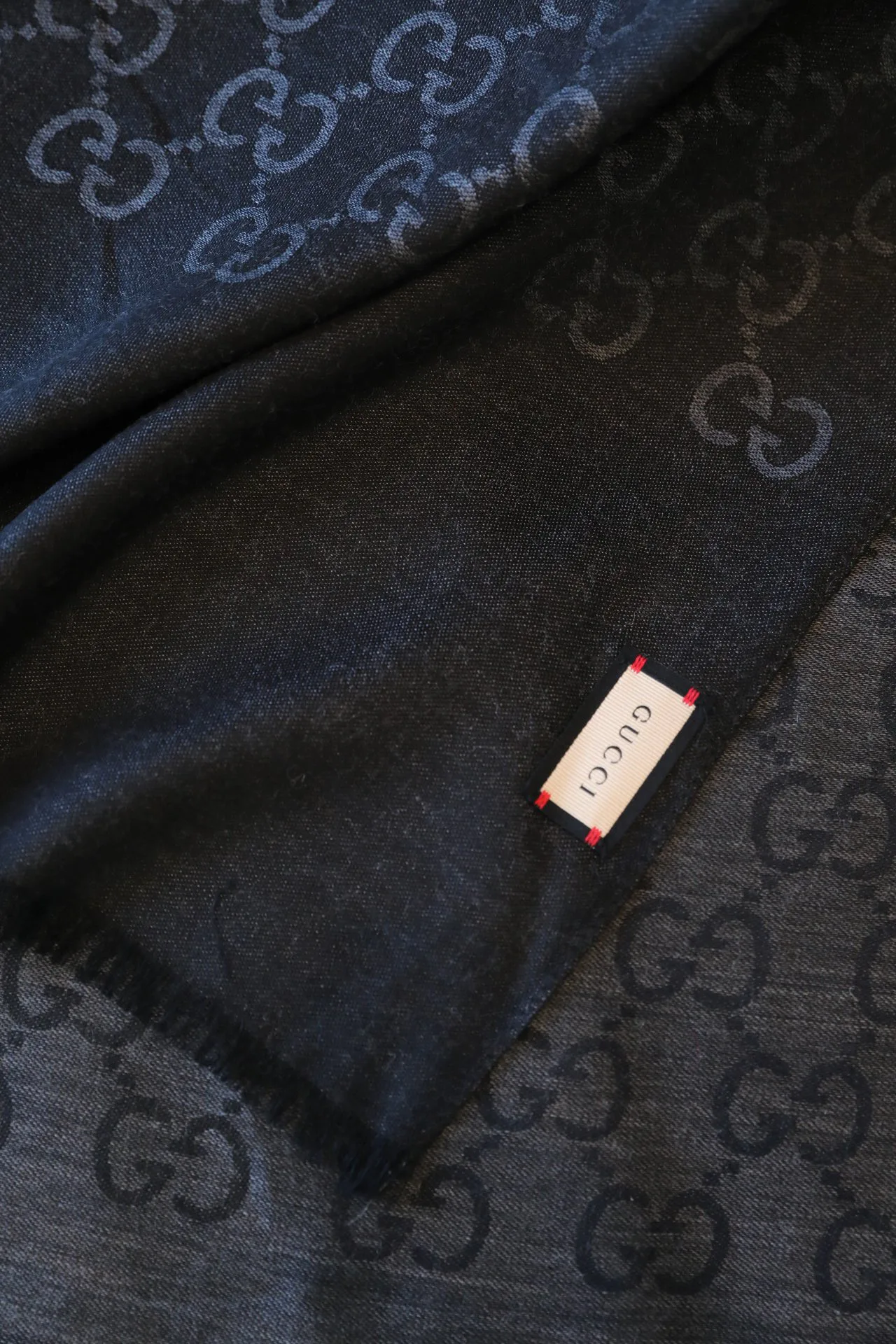 Scarves GUCCI 18275136