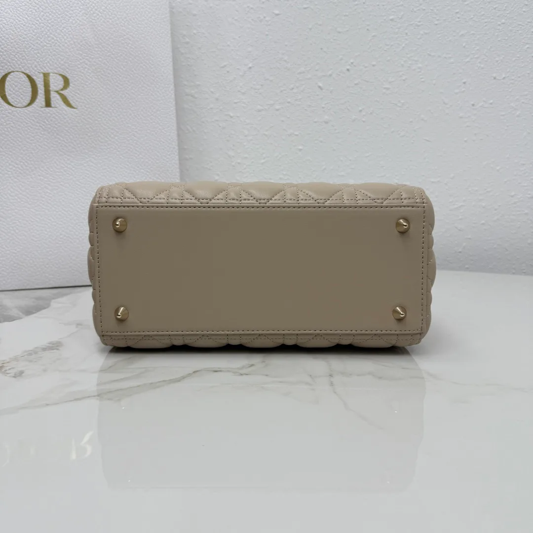 Women's Classic Handbags CHRISTIAN DIOR 17601411