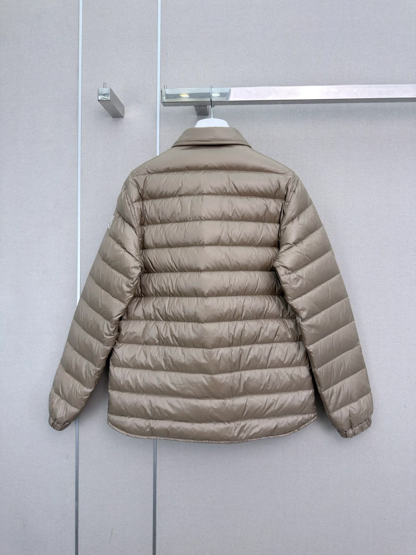 Women's Jackets And Down Jackets MONCLER 18108514