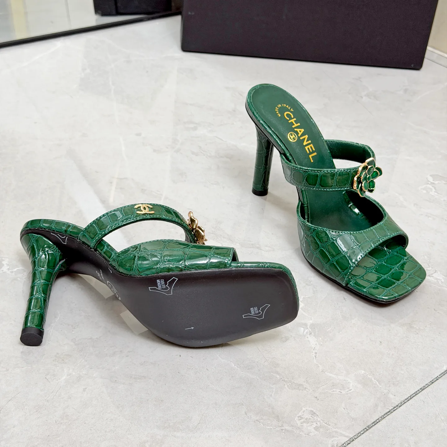 Women's Open-Toe Sandals CHANEL 17335031