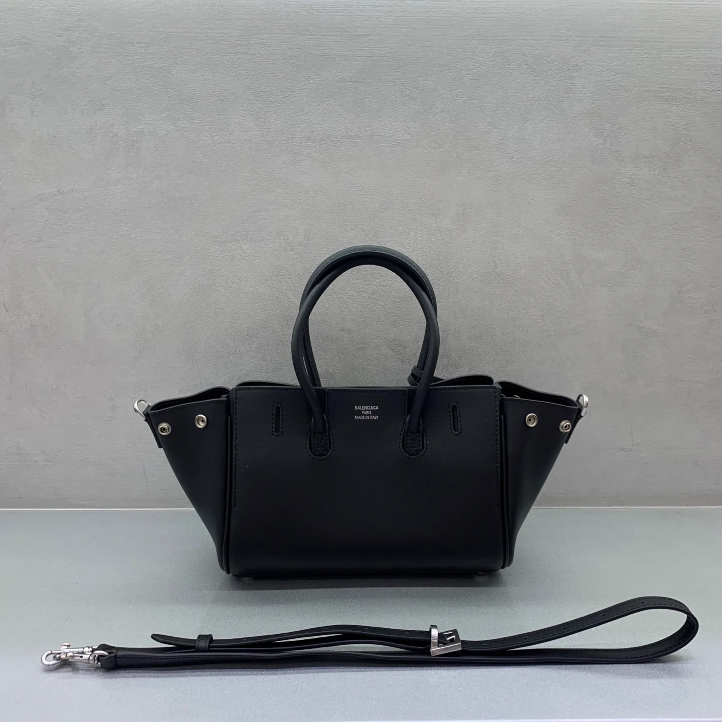Women's Classic Handbags BALENCIAGA 18205720