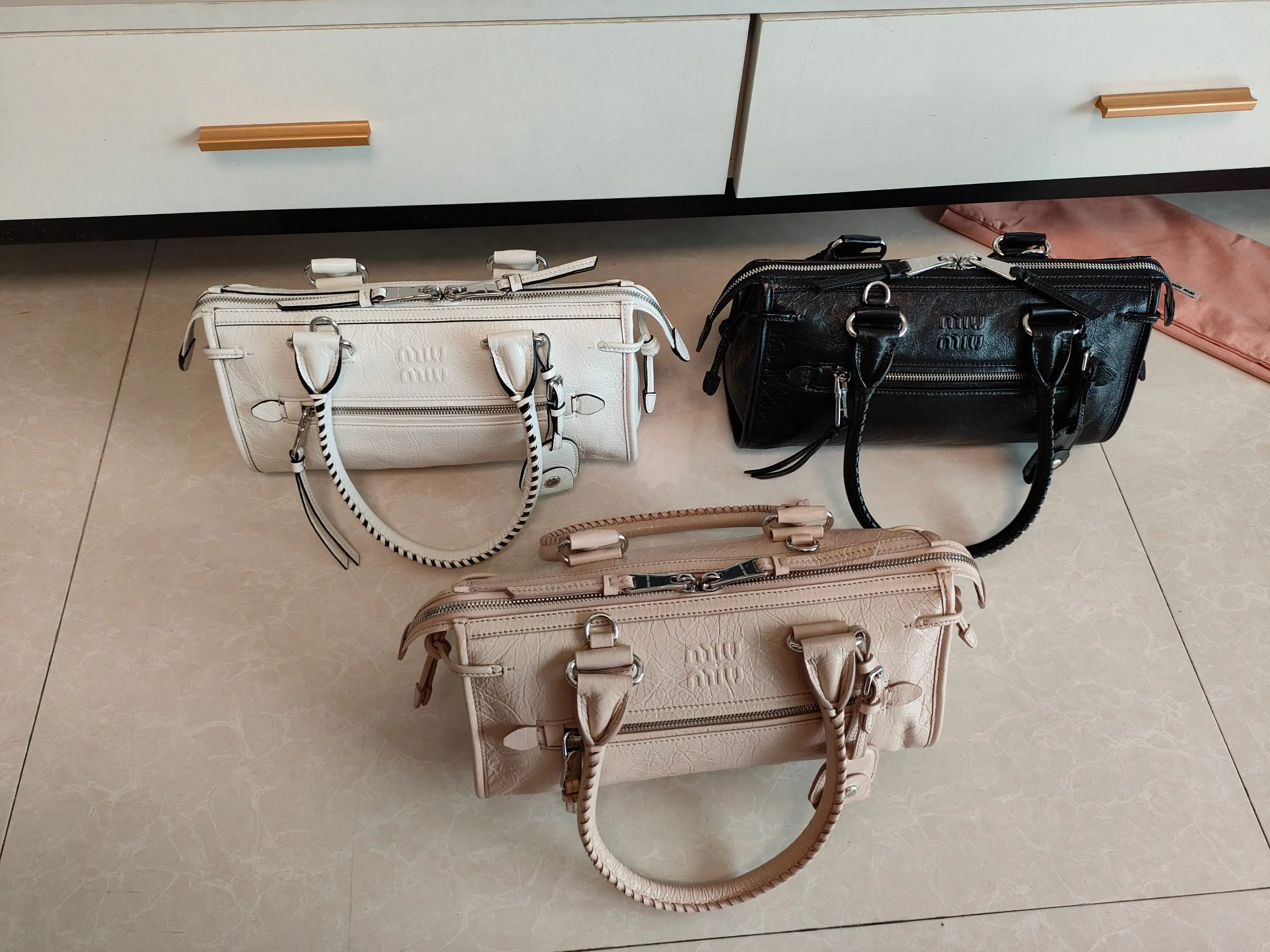 Women's Classic Handbags MIU MIU 17737673