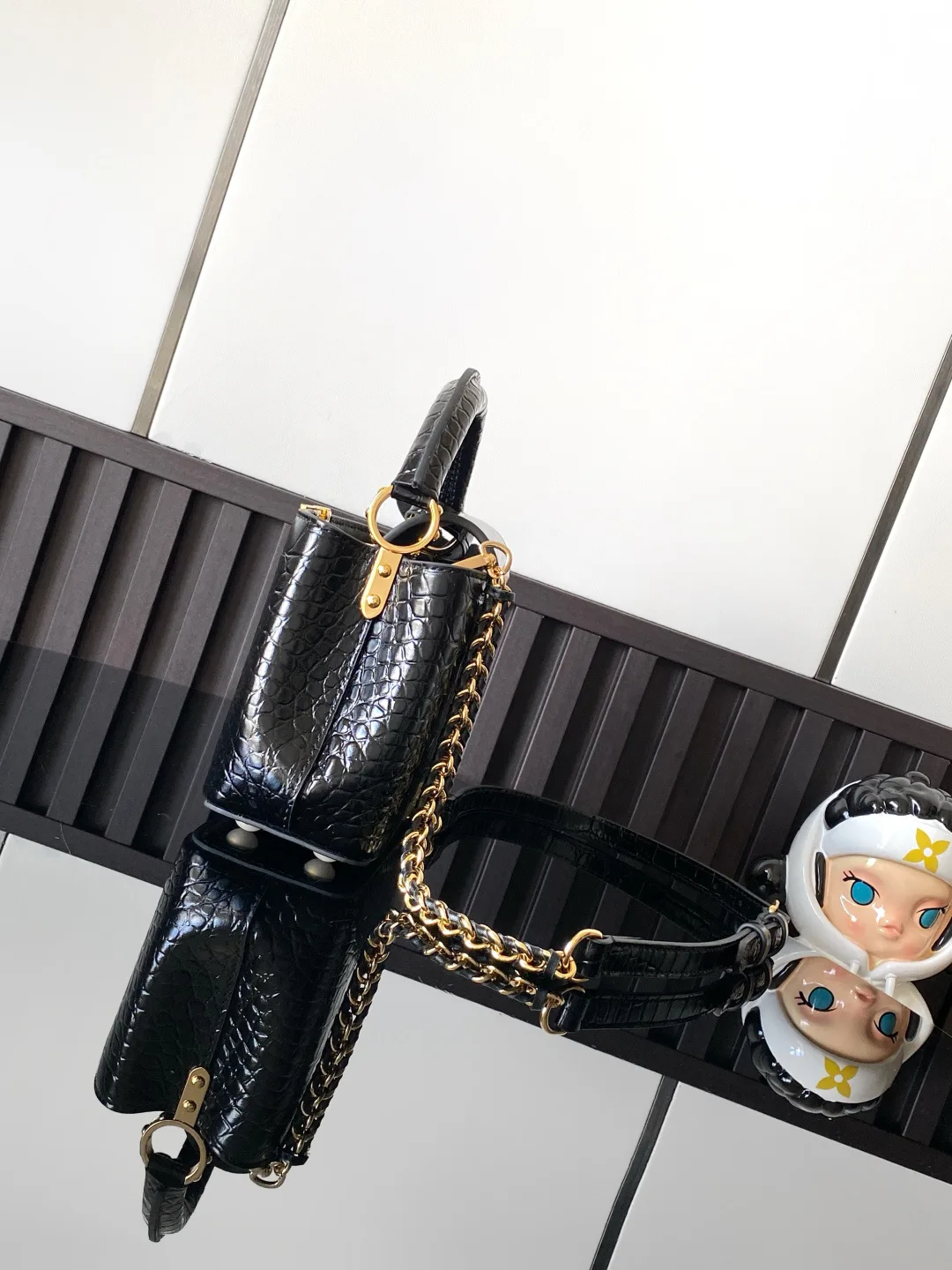 Women's Classic Handbags LOUIS VUITTON 18019350