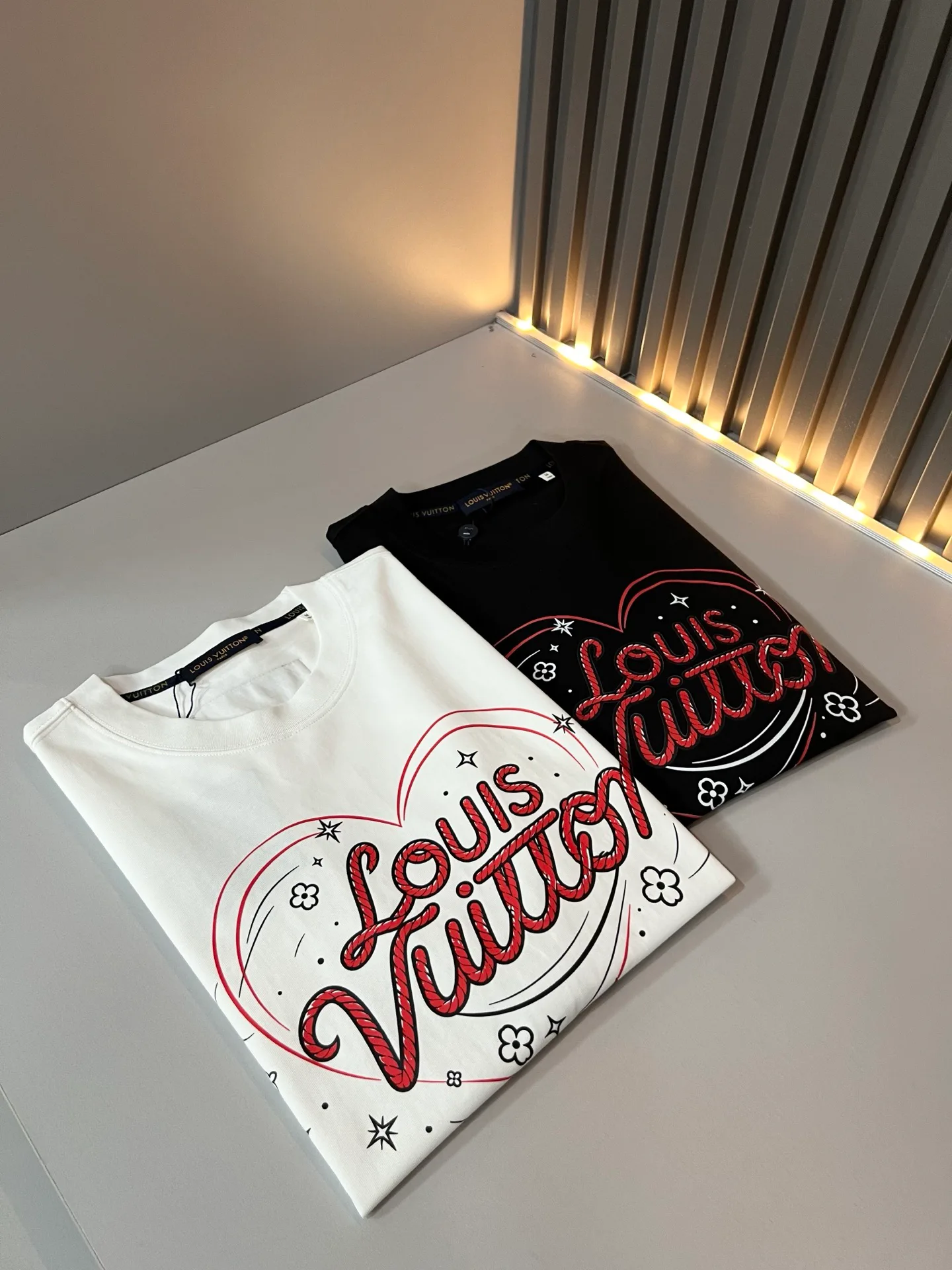 Men's T-Shirts LOUIS VUITTON 18395728