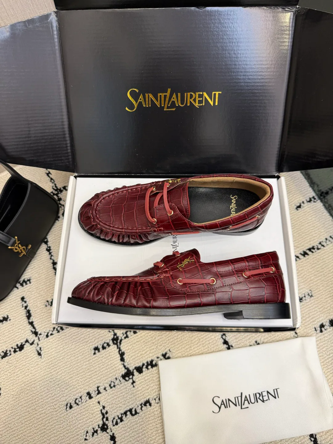 Women's Loafers And Moccasins SAINT LAURENT 17816909