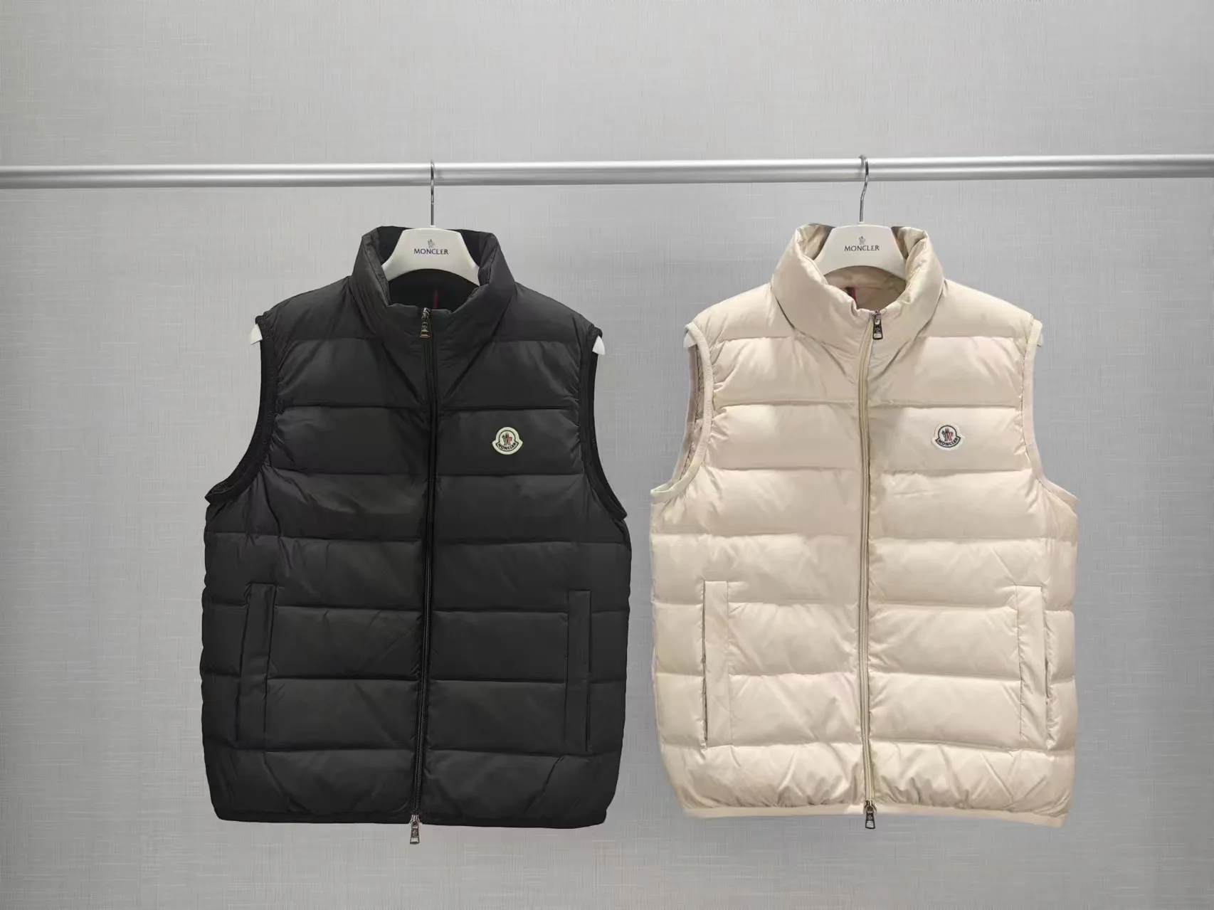 Men's Vests MONCLER 17942212