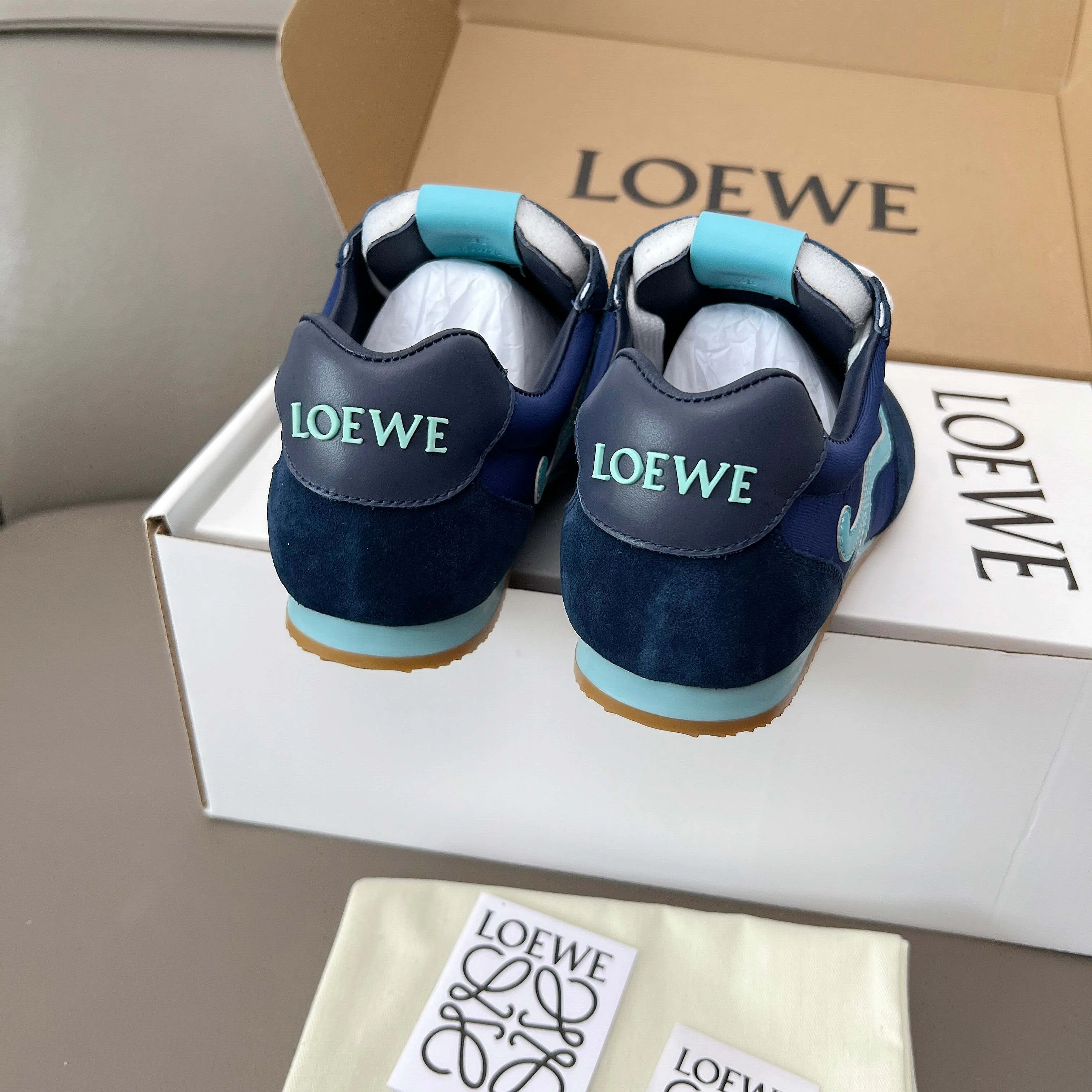 Women's Sneakers LOEWE 18011174