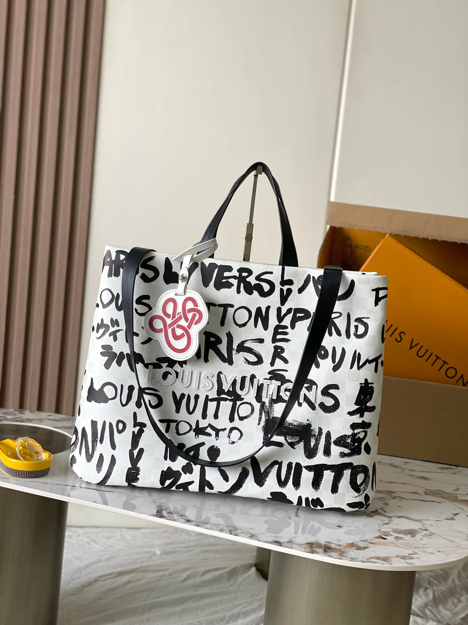 Women's Classic Handbags LOUIS VUITTON 18521058