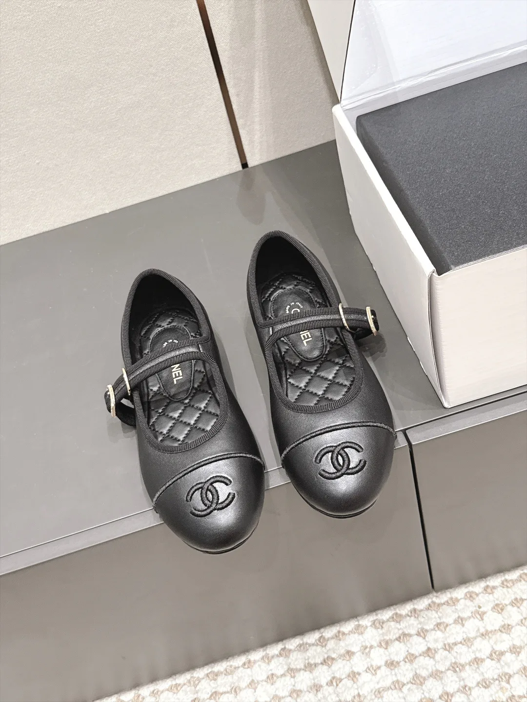 Women's Heels CHANEL 17946736