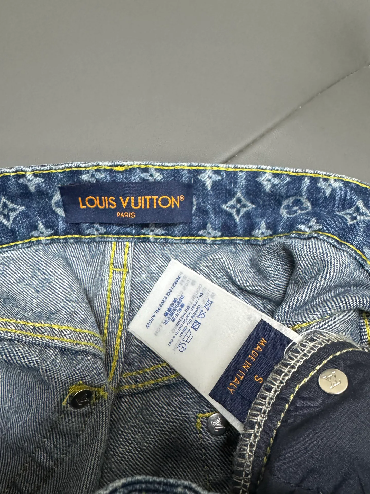 Women's Jeans LOUIS VUITTON 18174658
