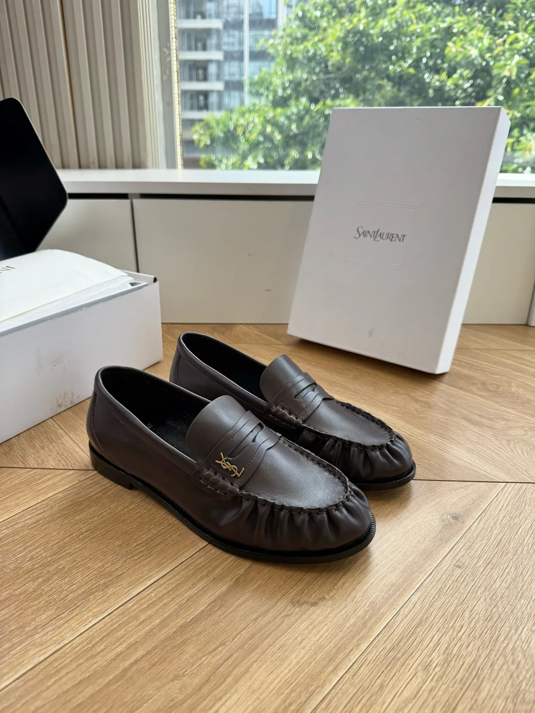 Women's Loafers And Moccasins SAINT LAURENT 17569096
