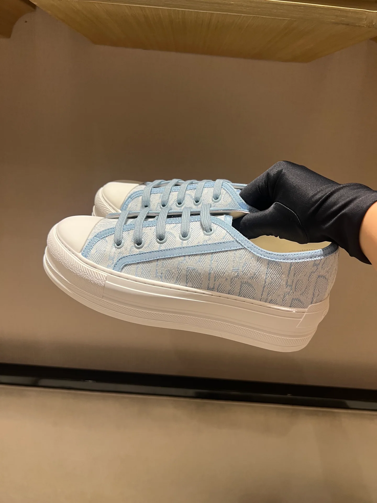 Women's Sneakers CHRISTIAN DIOR 18020288