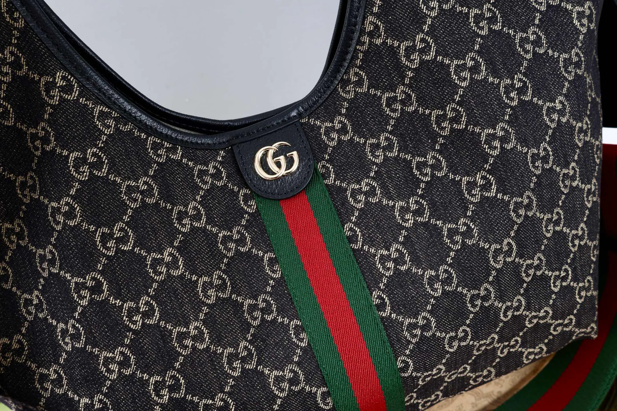 Women's Classic Handbags GUCCI 17886049