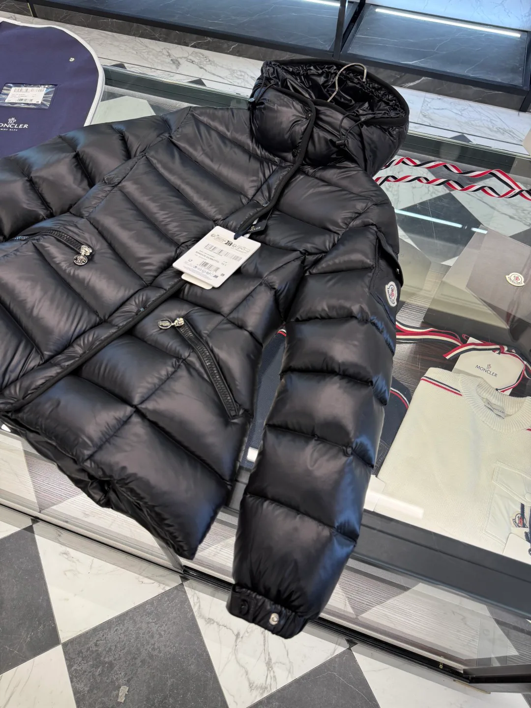 Men's Jackets And Down Jackets MONCLER 18492196