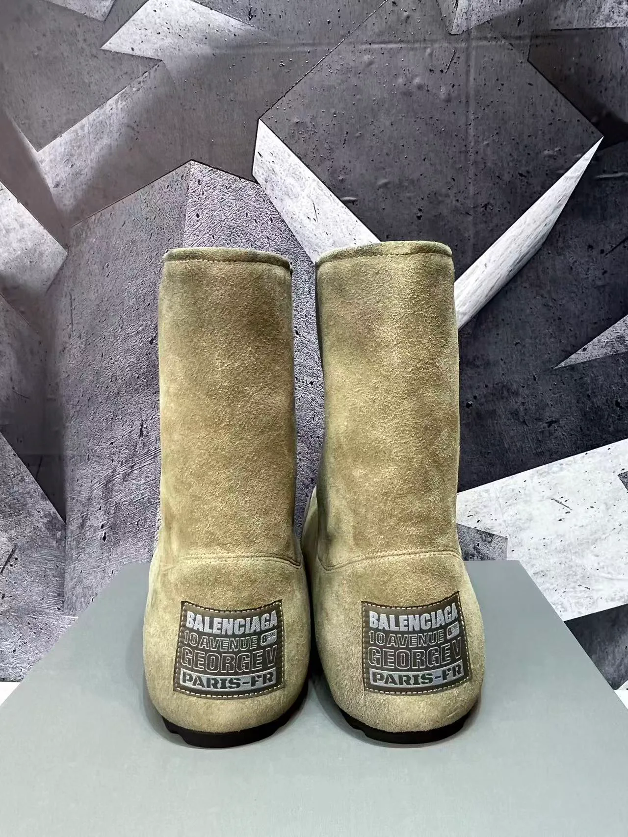 Men's Ankle Boots BALENCIAGA 18211943