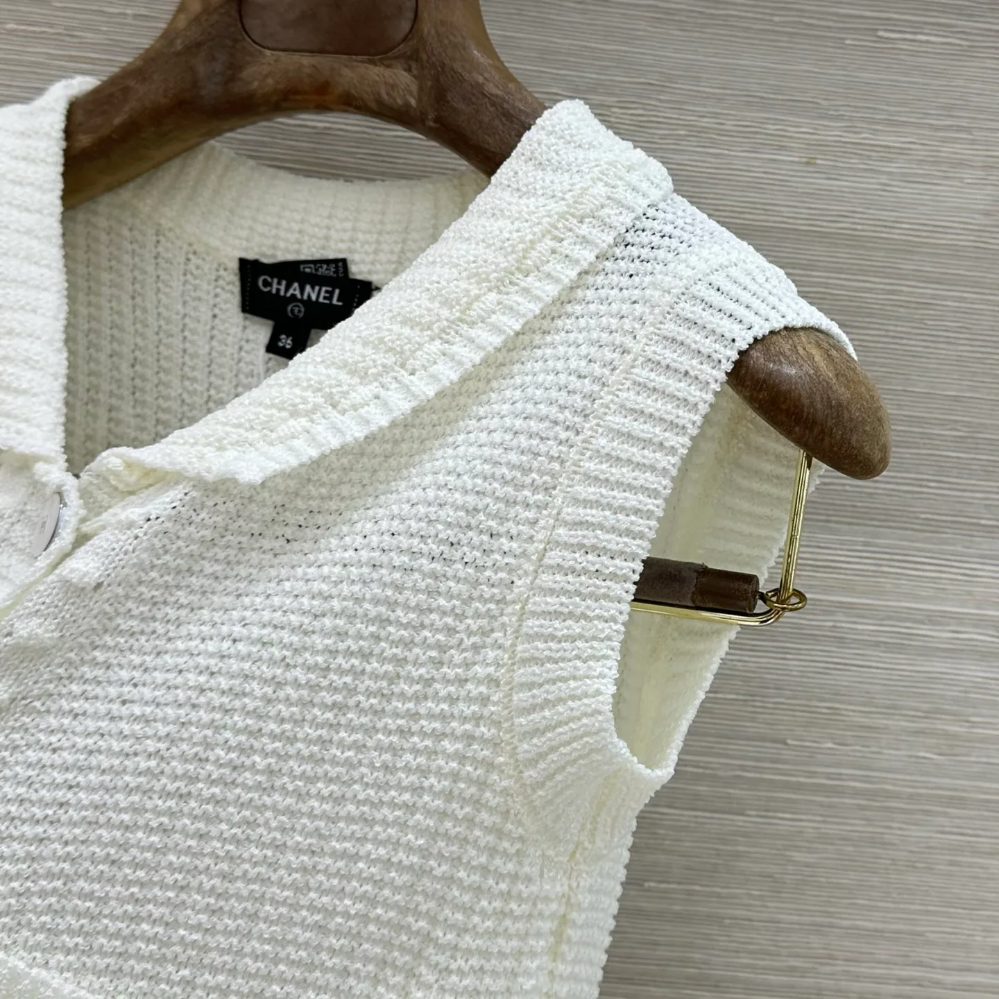 Women's Vests CHANEL 17413734
