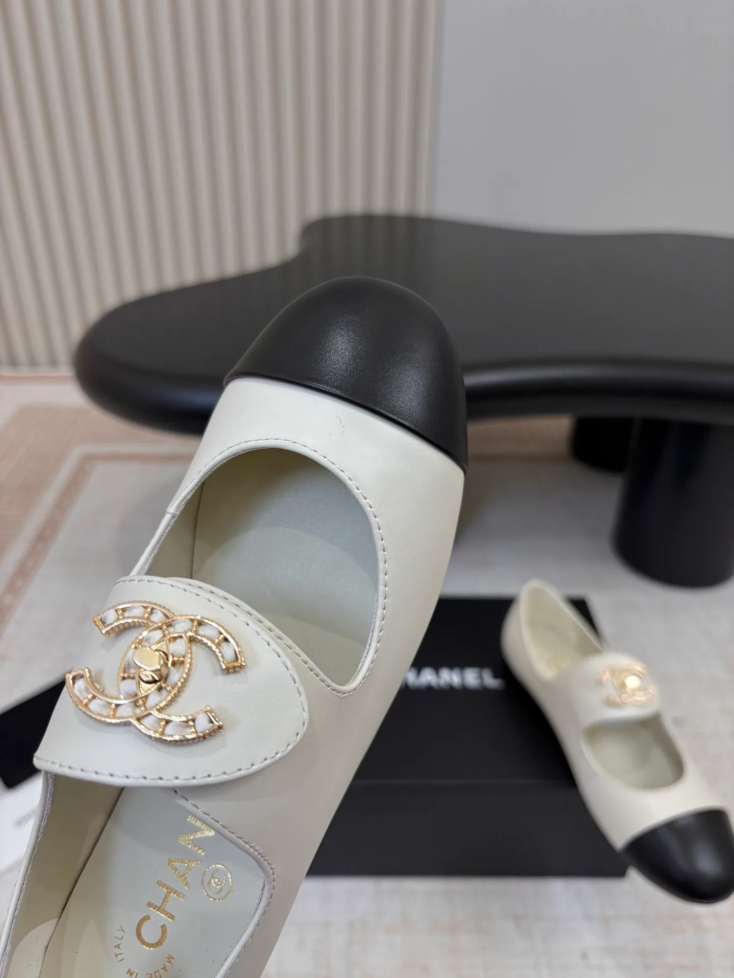Women's Heels CHANEL 17785999