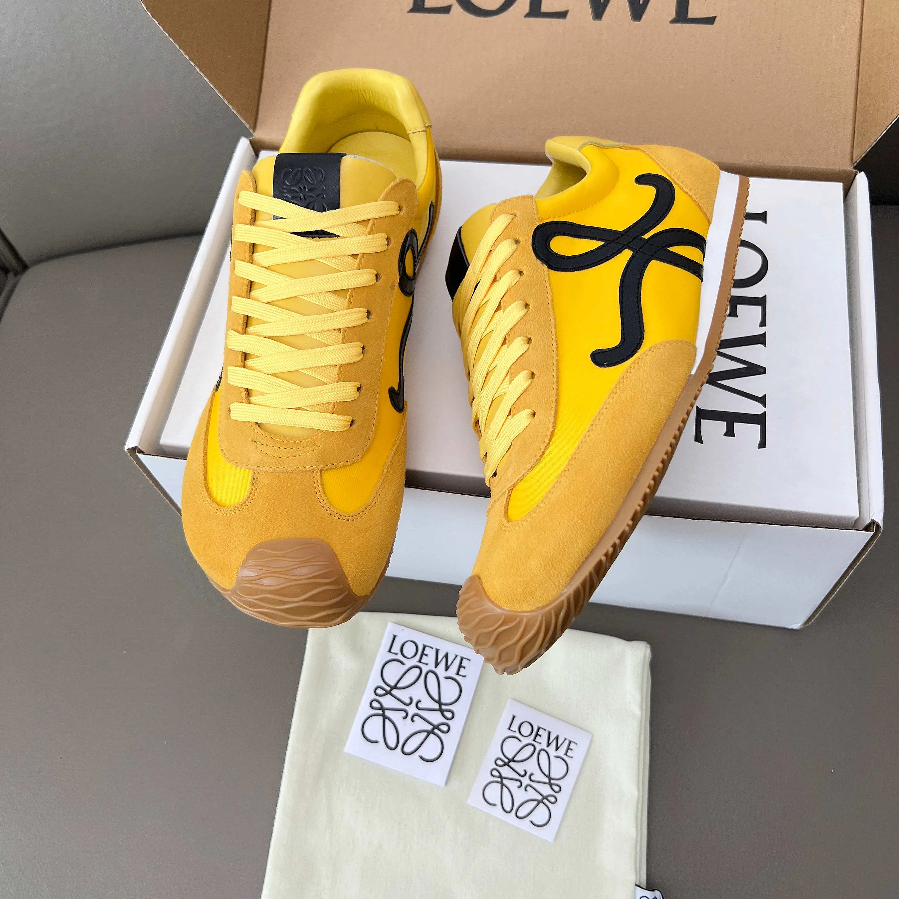 Women's Sneakers LOEWE 18011178