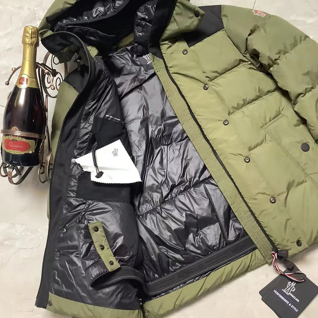 Men's Jackets And Down Jackets MONCLER 18111482