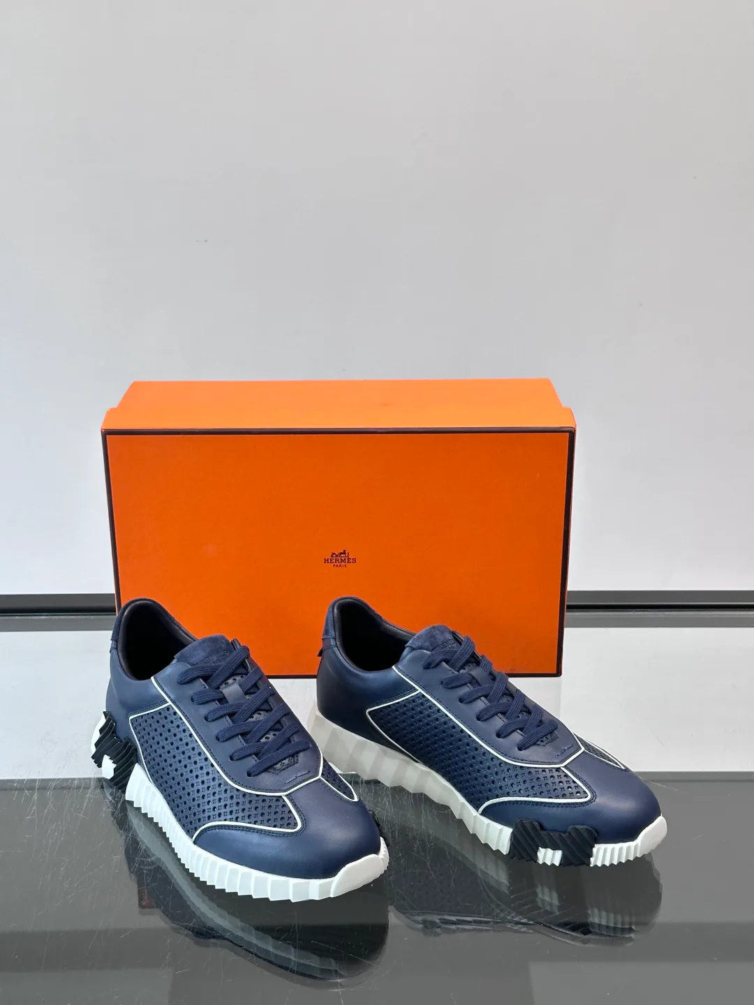 Women's Sneakers HERMES 18102088