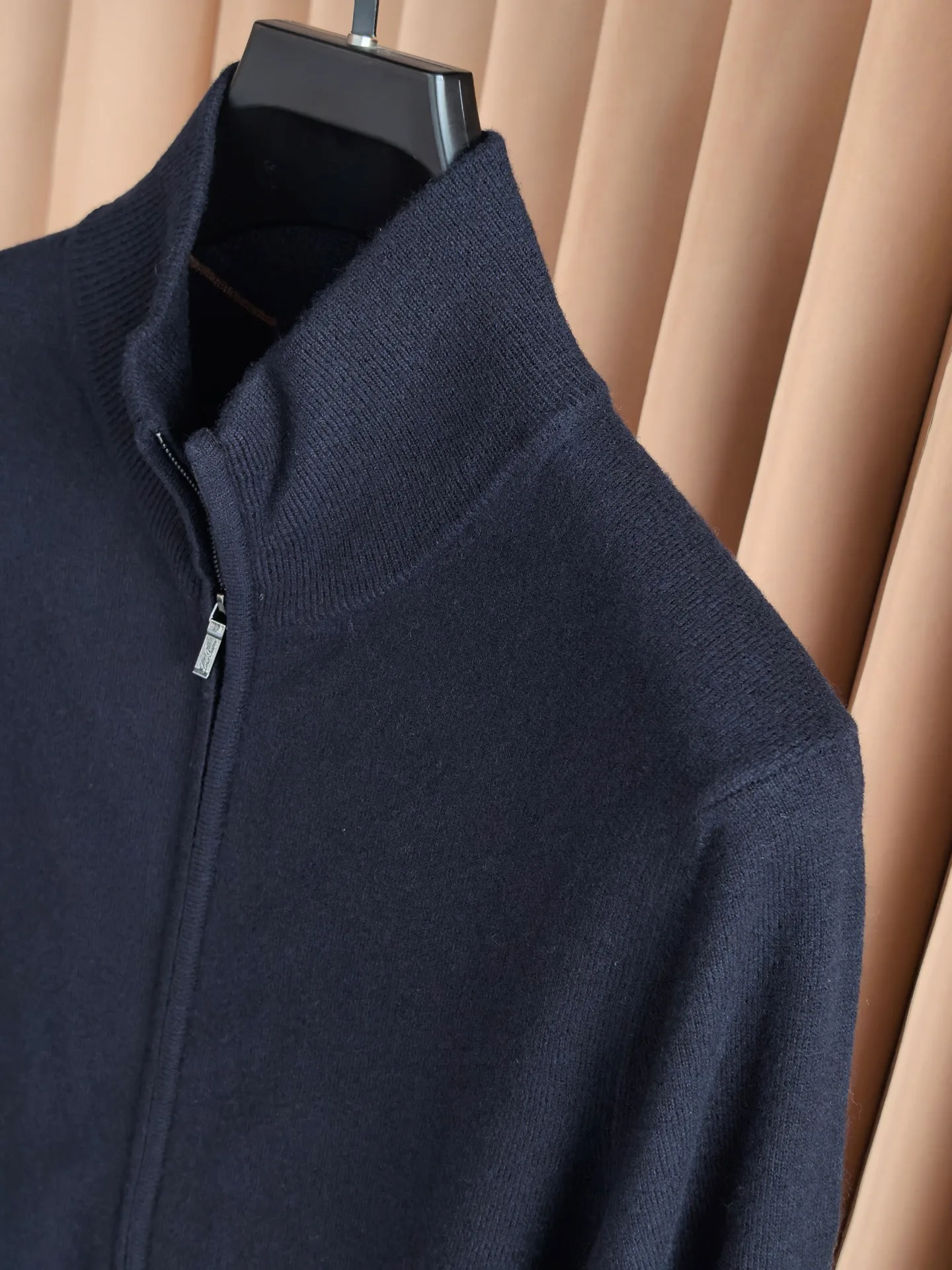 Men's Jumpers And Sweaters LORO PIANA 17943942