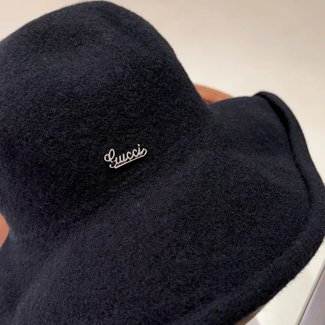 Hats GUCCI 17973795