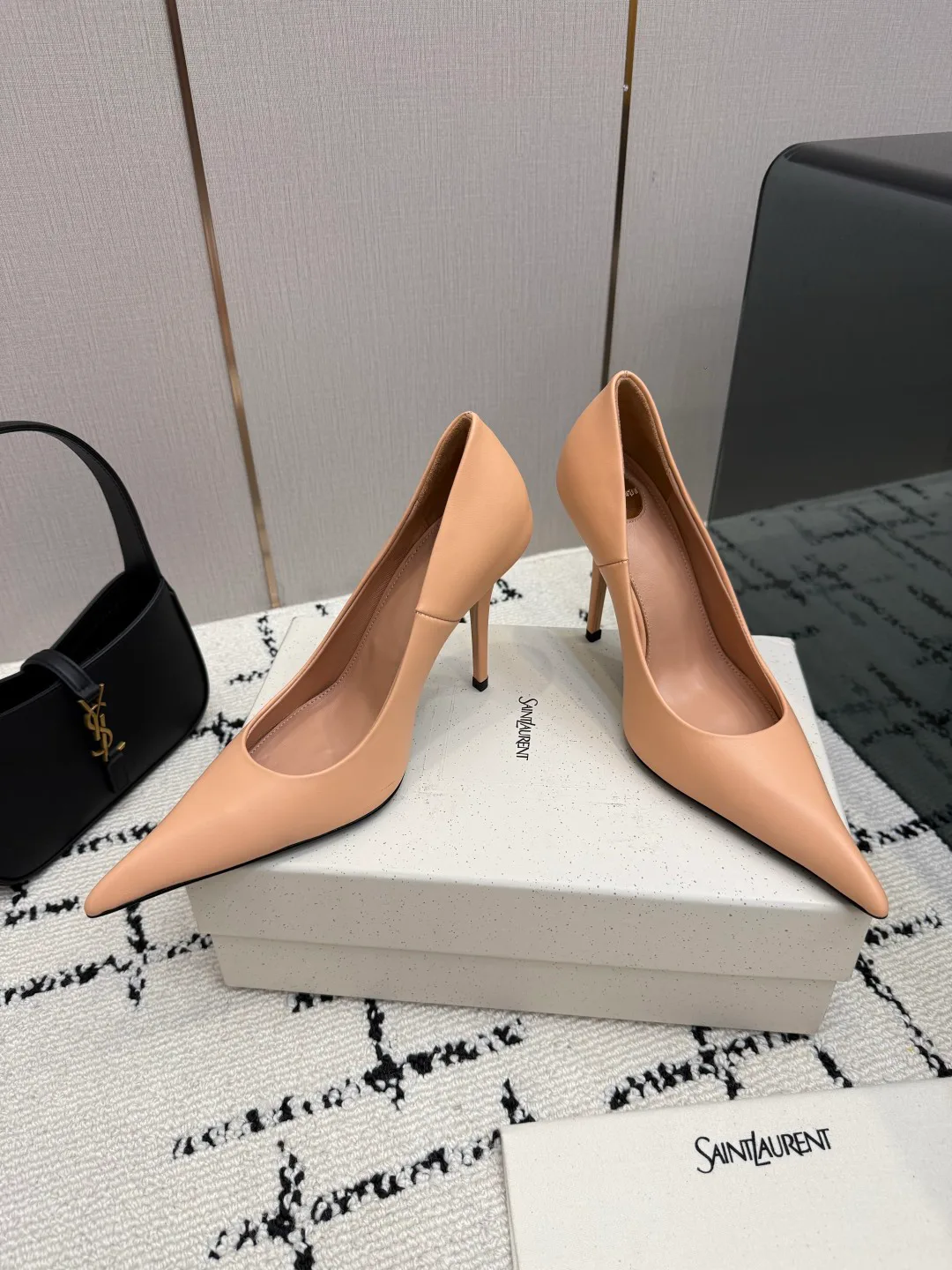 Women's Heels SAINT LAURENT 18237753